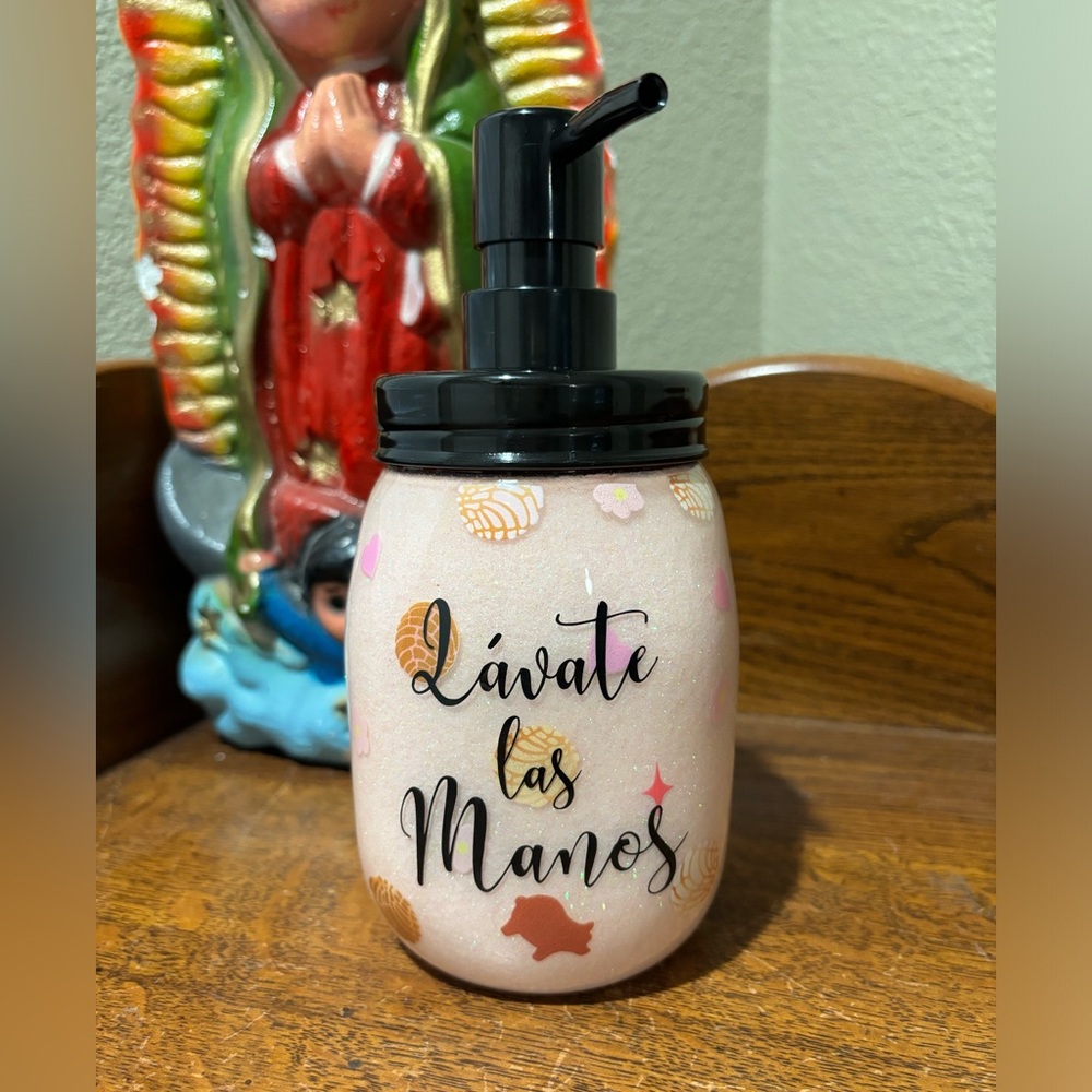 Peek a boo hand soap holder